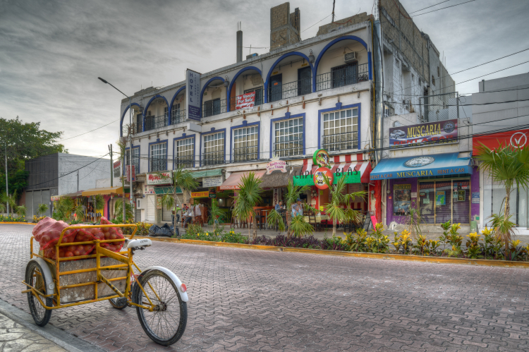 10 Avenida Norte - Playa del Carmen, Mexico - August 15, 2014