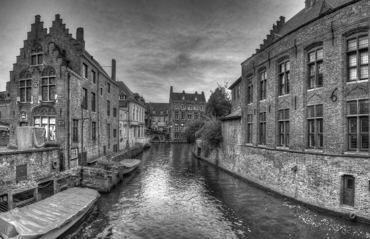 Canal - Brugge, Belgium - November 2, 2010