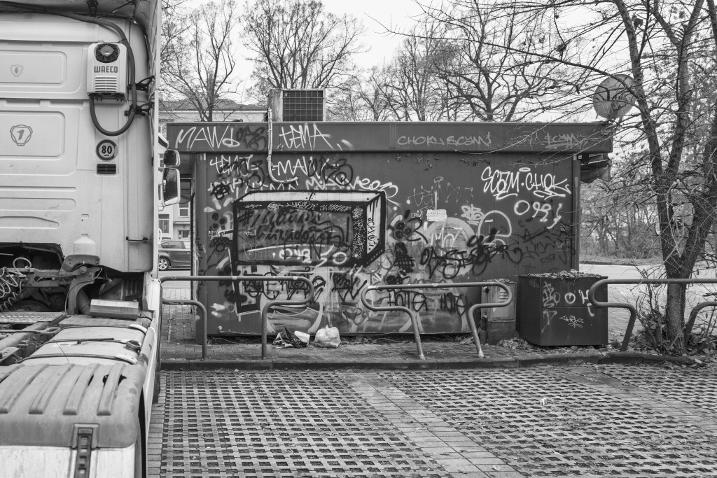 Urban Still Life - Reggio Emilia, Italy - December 20, 2025
